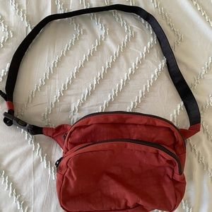 BAGGU Fanny pack
